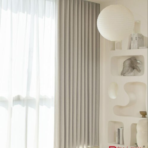 Rèm Vải màu be Beige cửa chính phòng khách đẹp